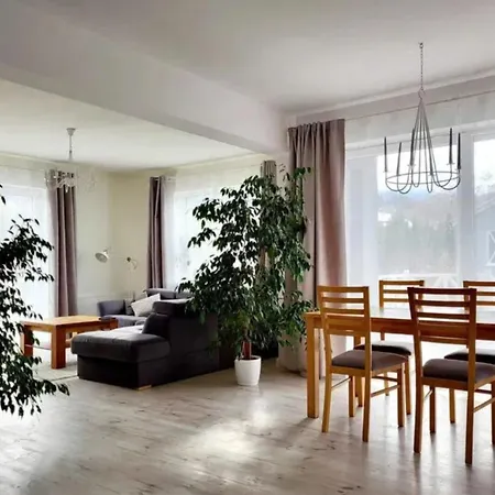 Ach To Tu Villa